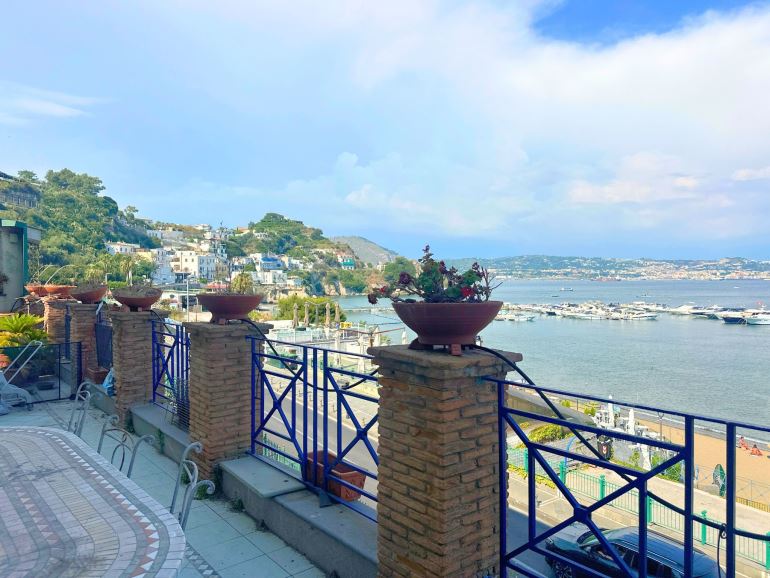 Baia BACOLI (NA)